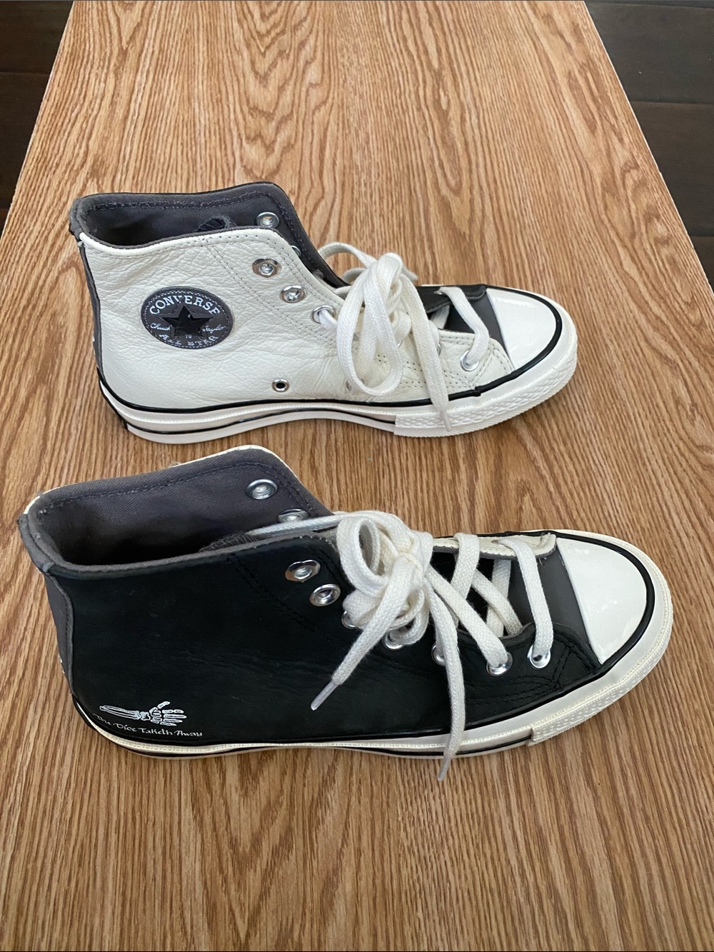 Converse dungeons & Dragons lace up leather upper sneakers women’s size 6 - Picture 2 of 11
